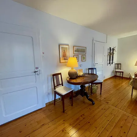 Apartment 1912 - - Old Town *